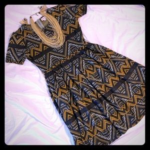 LuLaRoe Amelia tribal dress w/ pockets!